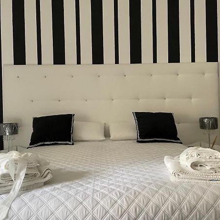 Alderi Hotel Matera Bagian luar foto
