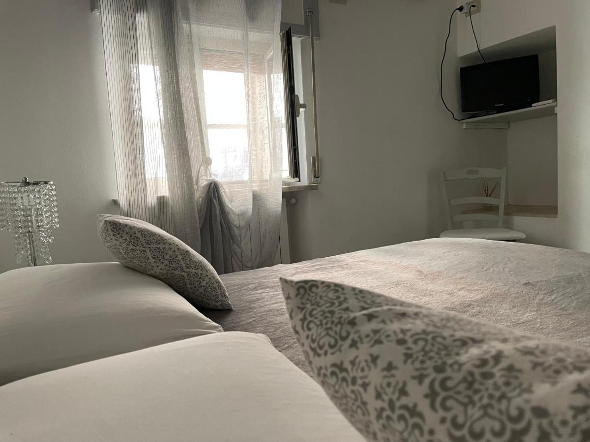 Alderi Hotel Matera Bagian luar foto