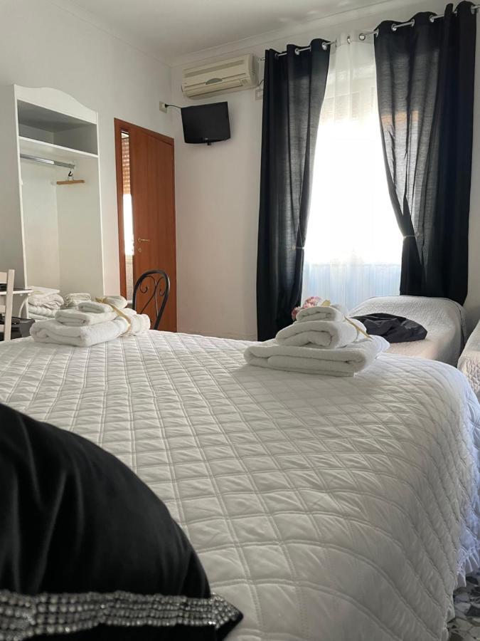 Alderi Hotel Matera Bagian luar foto